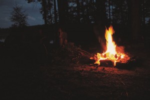 campfire_by_zamiastburzy-d86gul5